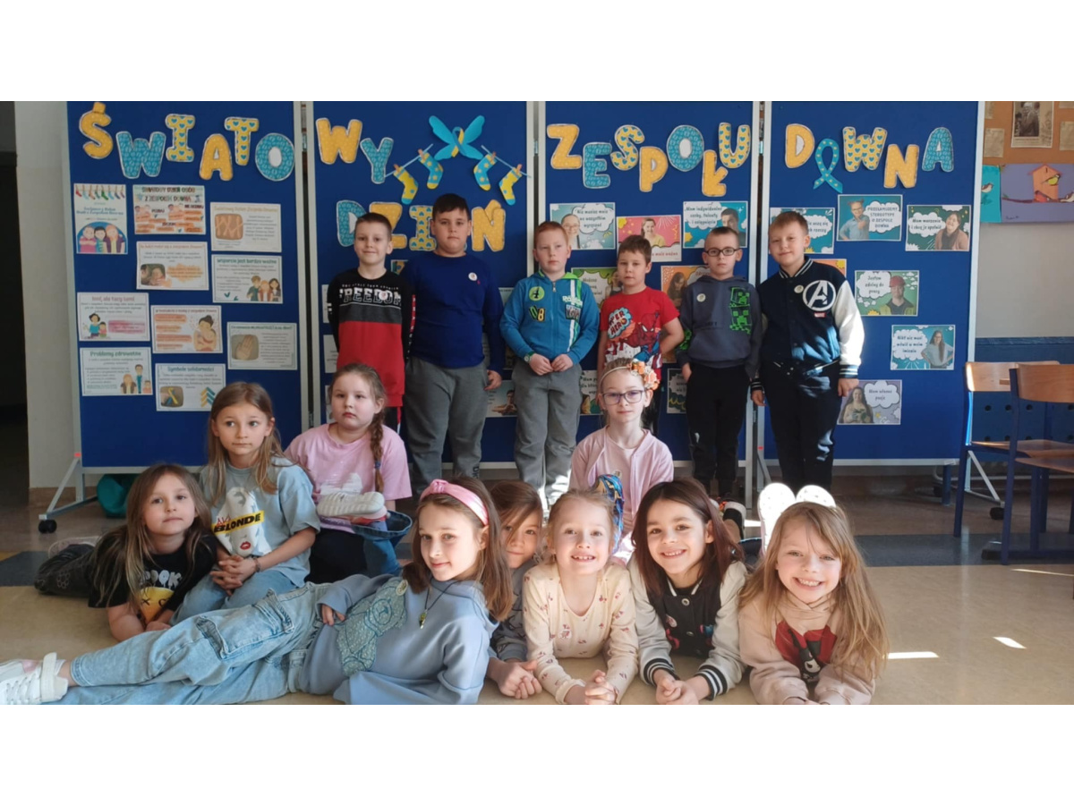 Dzień Kolorowej Skarpetki w klasach I - III - 4