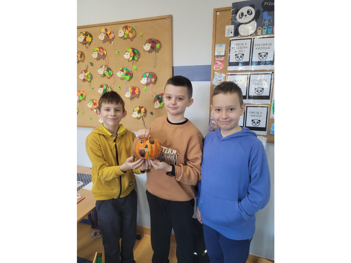 Radosne Święto Dyni w 2d-7