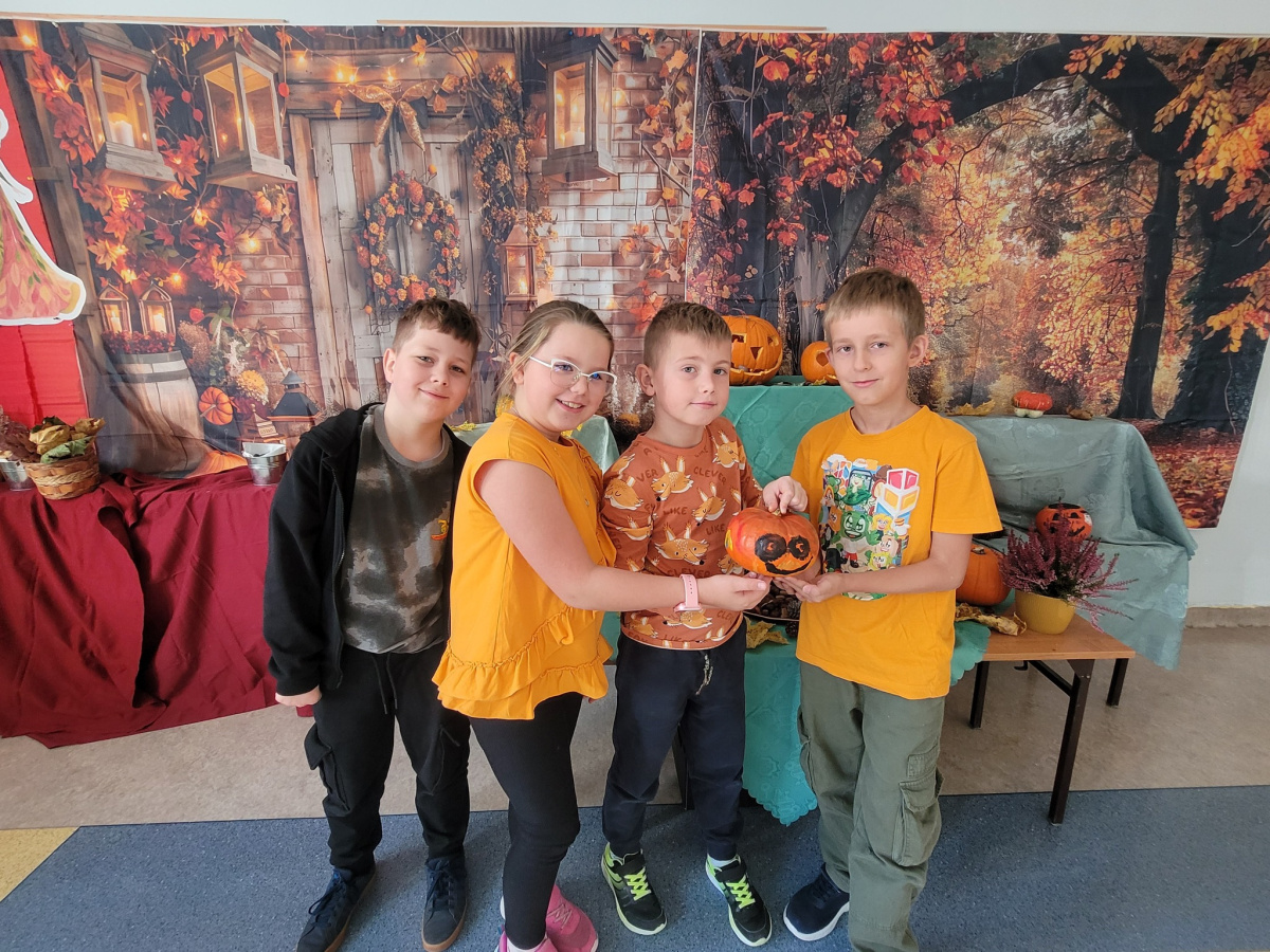 Radosne Święto Dyni w 2d-10