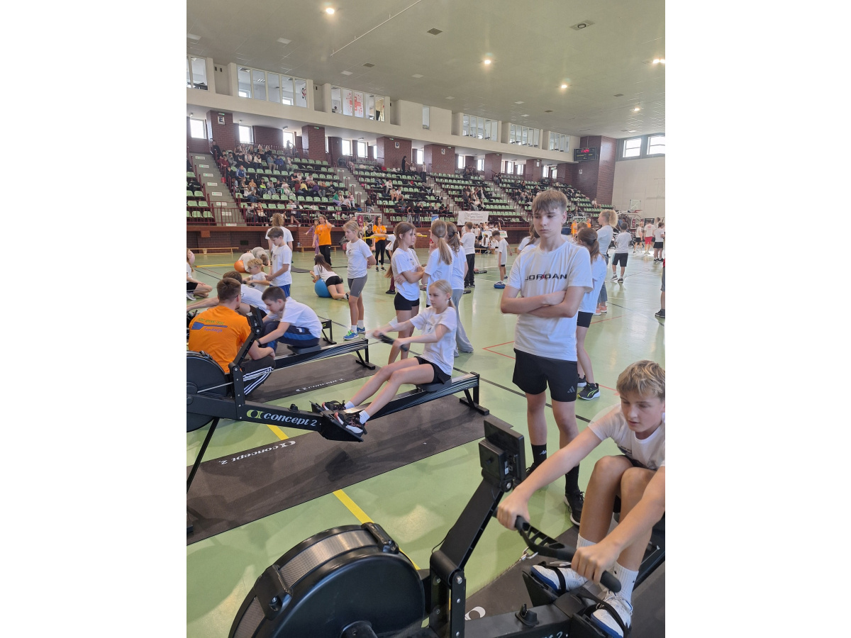 Wielka wioślarska lekcja w-f -9