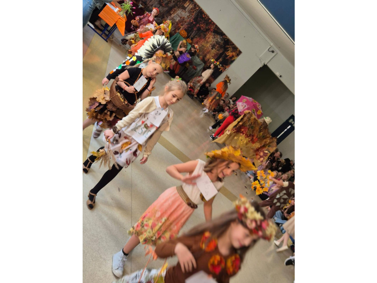 Jesienny Pokaz Mody-13