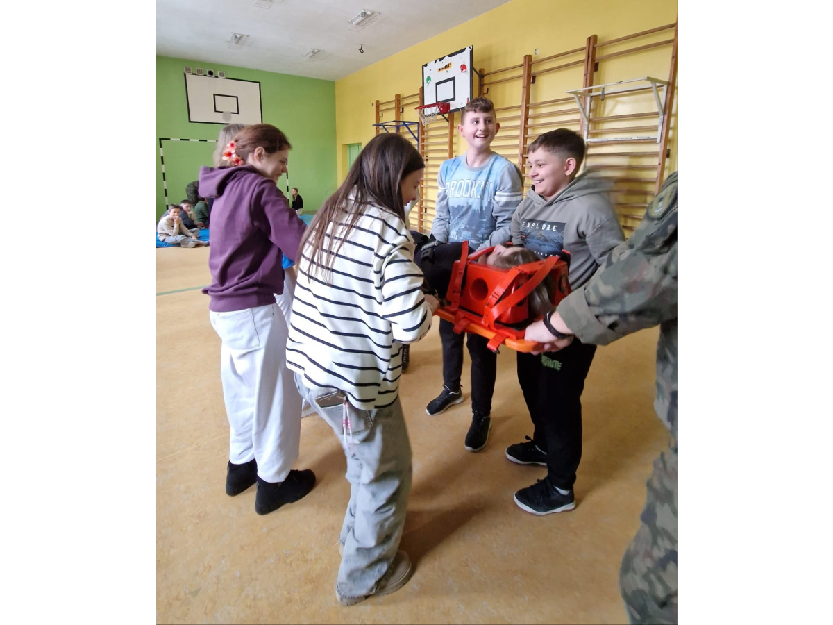 Edukacja z wojskiem-12