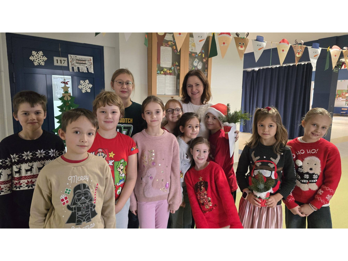 Życzenia dla pracowników szkoły od 3c-9