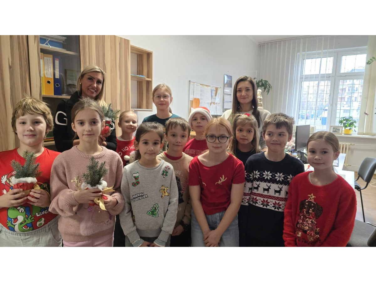 Życzenia dla pracowników szkoły od 3c-12