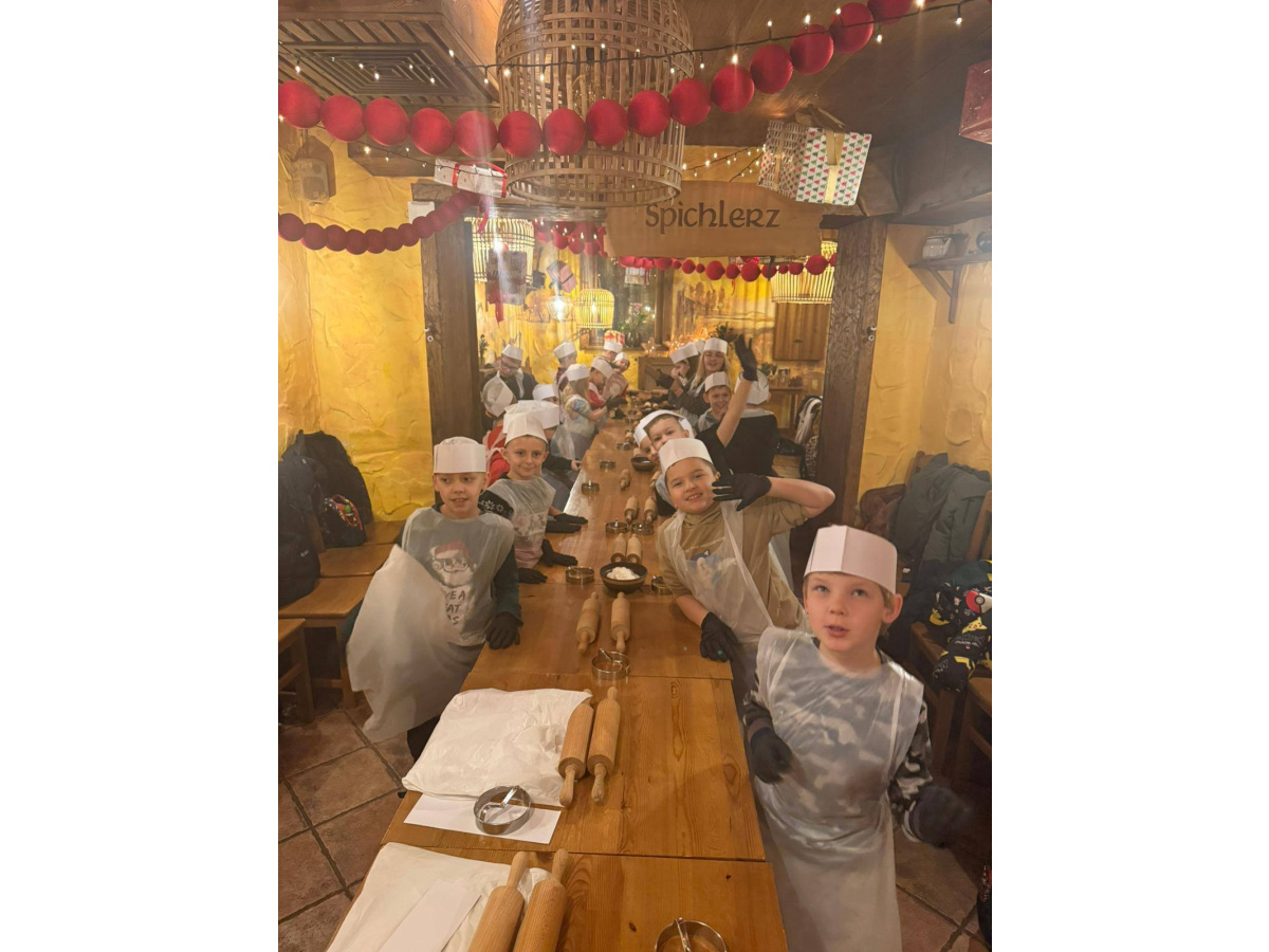 Klasy 2e i 3e w pierogarni Stary Młyn-1