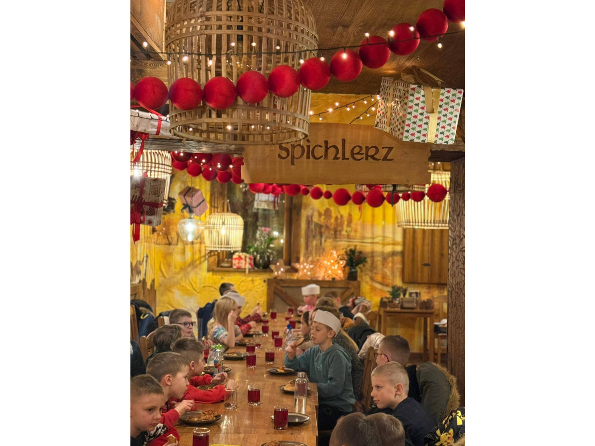 Klasy 2e i 3e w pierogarni Stary Młyn-8