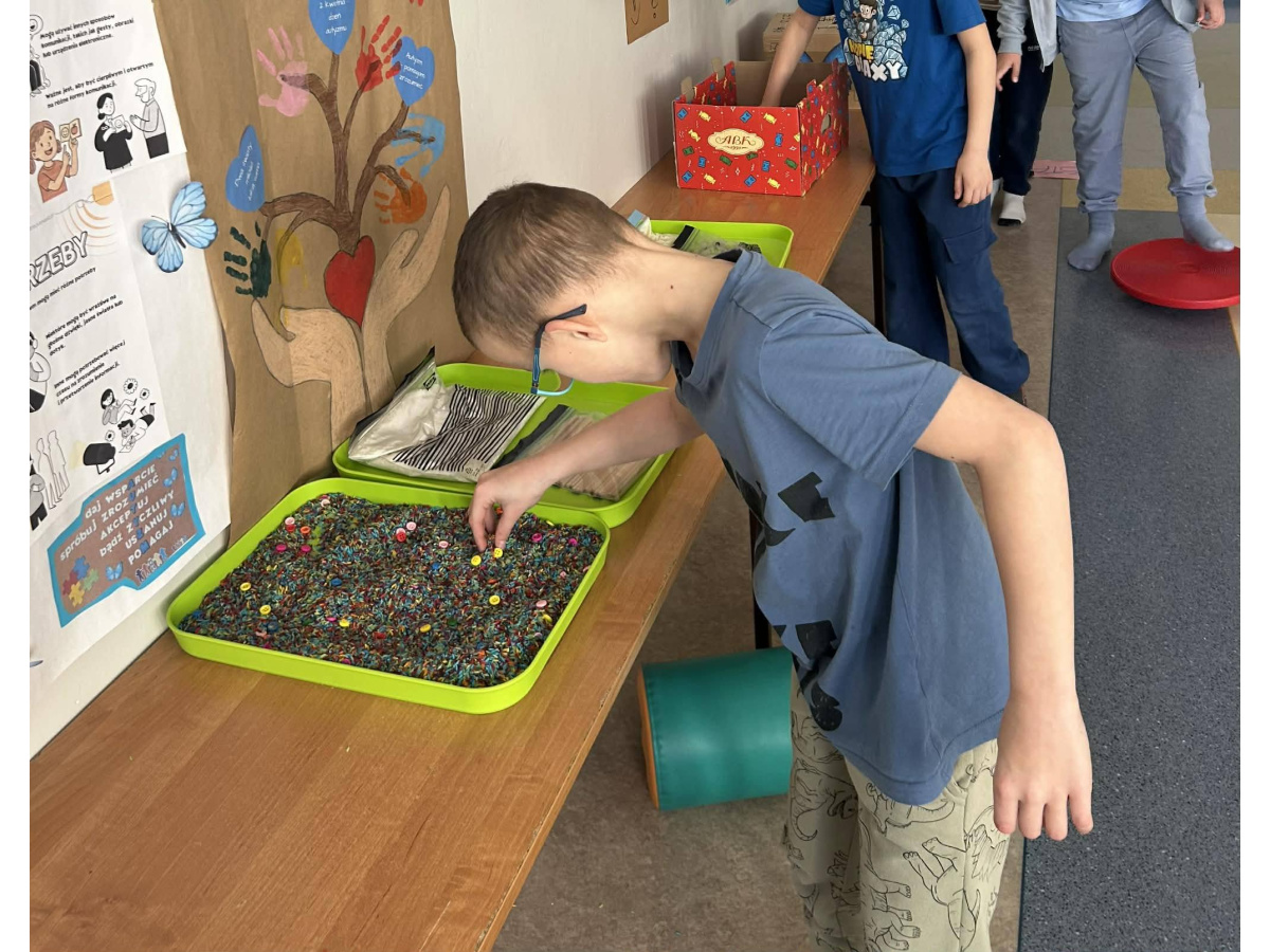 Światowy Dzień Świadomości Autyzmu w naszej szkole-7
